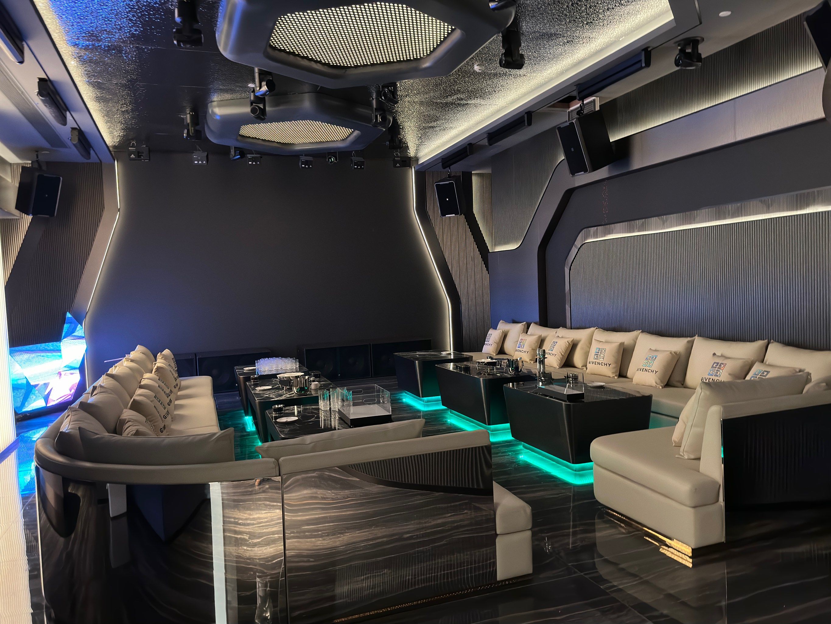 泉州商务ktv及商务ktv什么意思解读-晋江市ktv预定